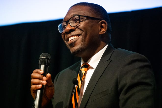 Shawn Joseph Provides Urban Education Call to Action to Nashville leaders